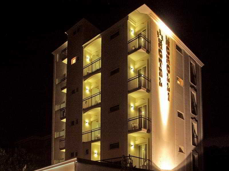 Hotel Morolli Rimini Eksteriør billede