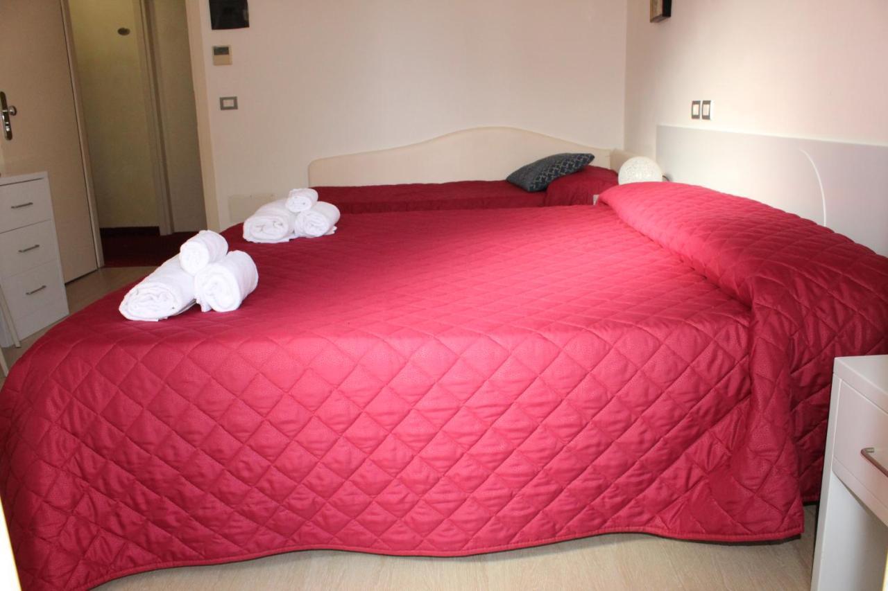 Hotel Morolli Rimini Eksteriør billede